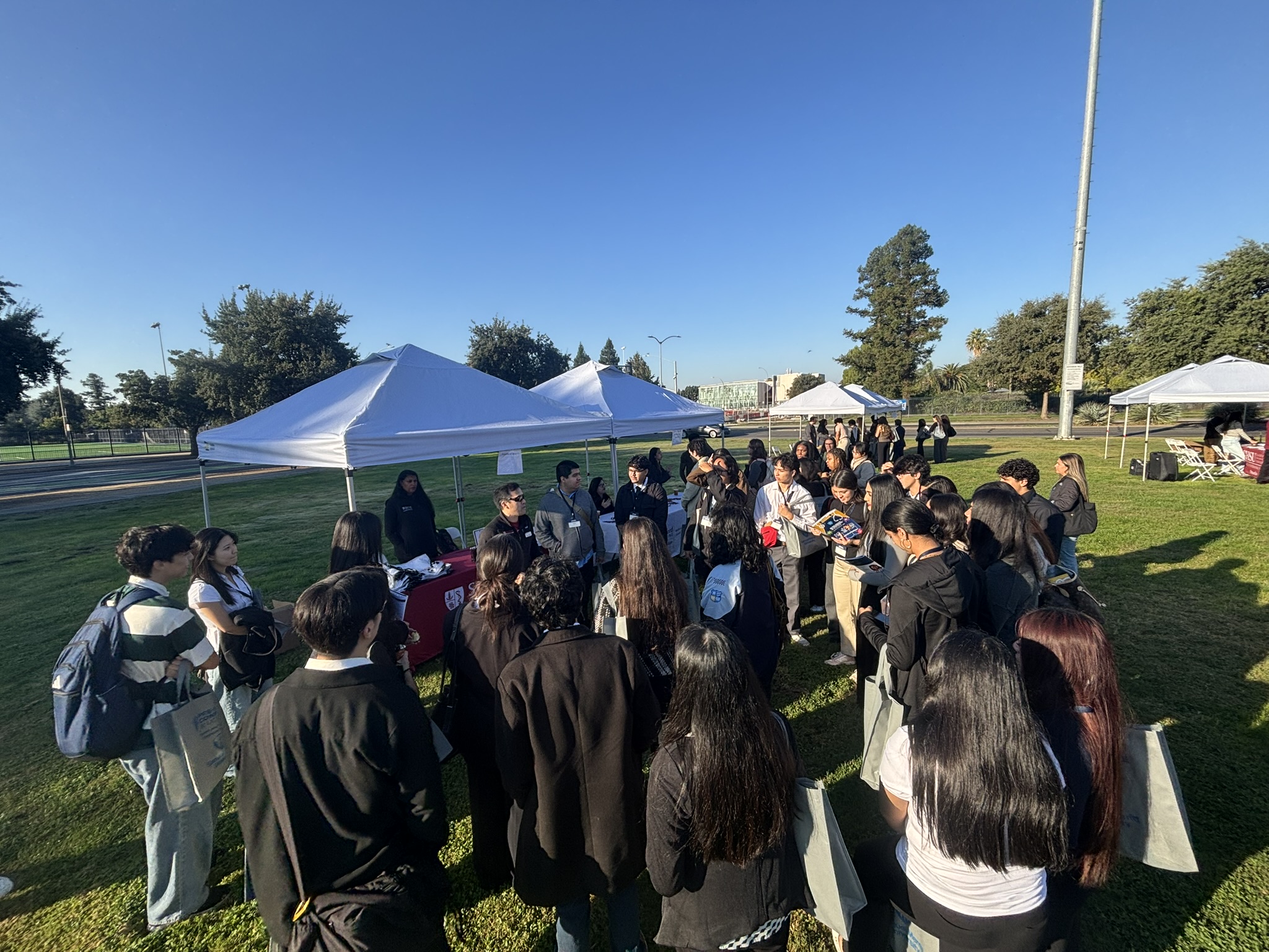 5 Ways to Stand Out at a Graduate Fair